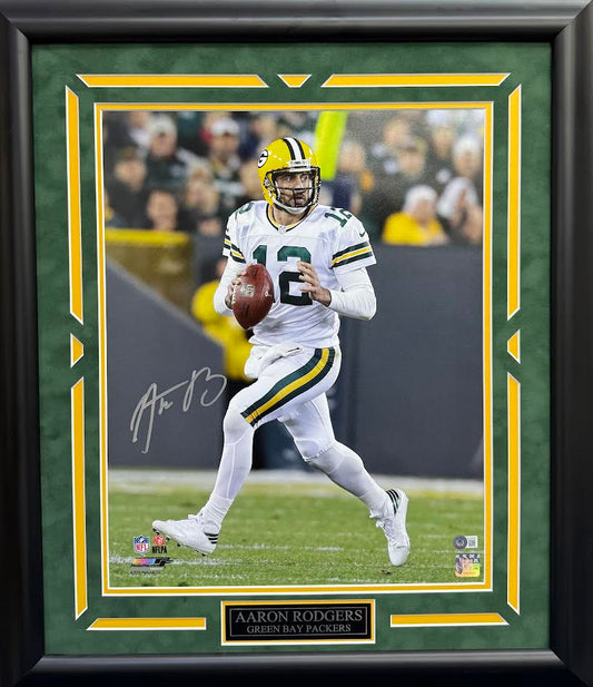 Aaron Rodgers Autographed Hand Signed Custom Framed 16x20 Green Bay Packers Photo - Beckett COA