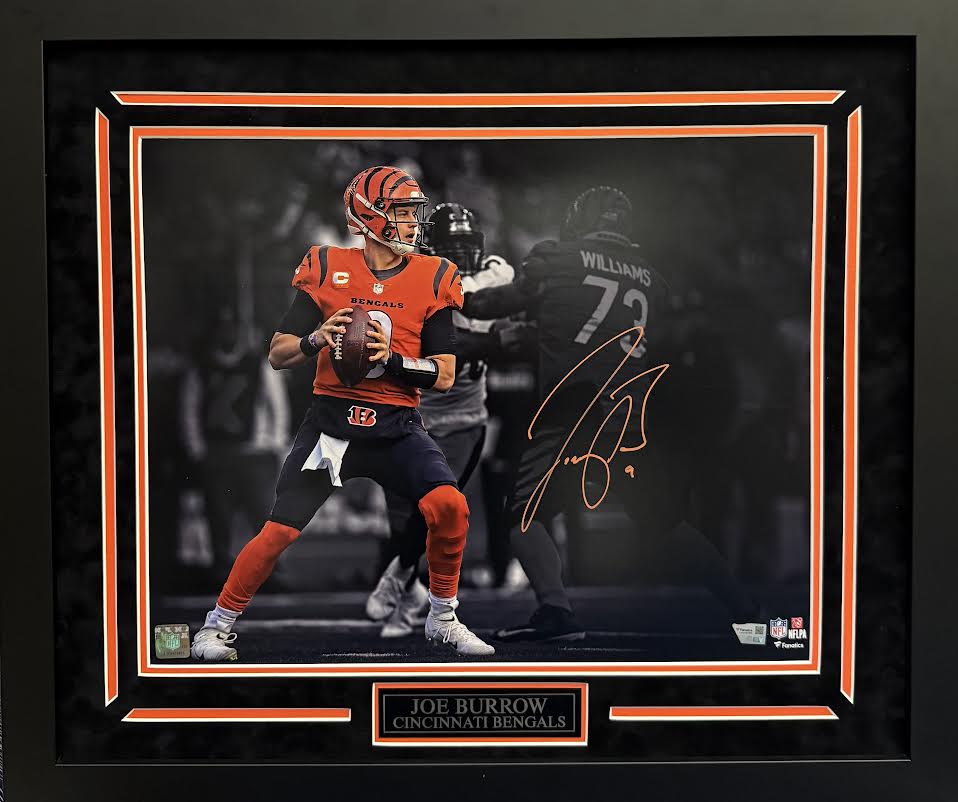 Joe Burrow Autographed Hand Signed Custom Framed Cincinnati Bengals 16x20 Photo - Fanatics COA