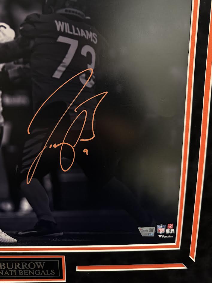 Joe Burrow Autographed Hand Signed Custom Framed Cincinnati Bengals 16x20 Photo - Fanatics COA