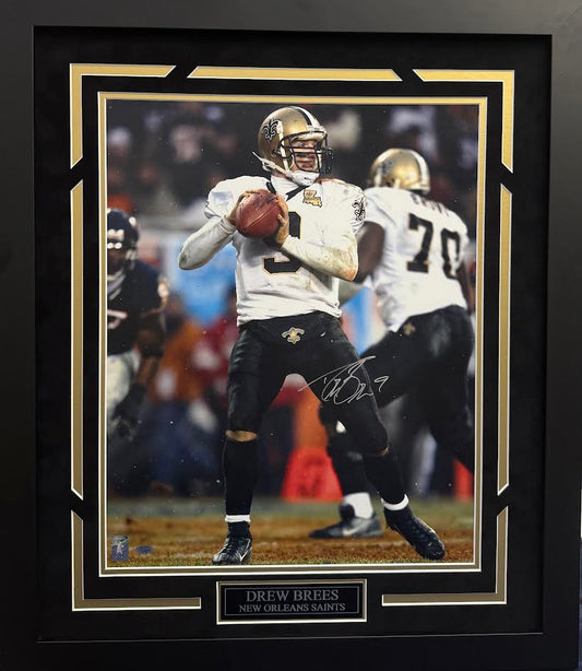 Drew Brees Autographed Hand Signed Custom Framed 16x20 New Orleans Saints Photo - Drew Brees Holo