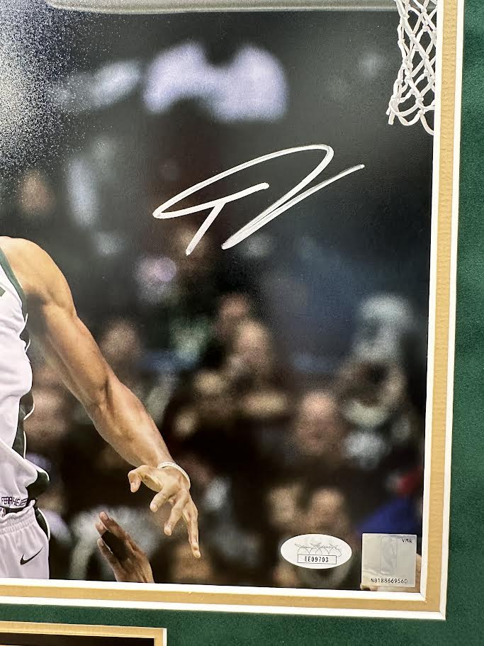 Giannis Antetokounmpo Autographed Hand Signed Custom Framed 11x14 Milwaukee Bucks Photo - JSA COA