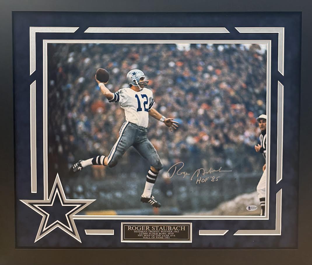 Roger Staubach Autographed Hand Signed Custom Framed 16x20 Dallas Cowboys Photo - Beckett COA