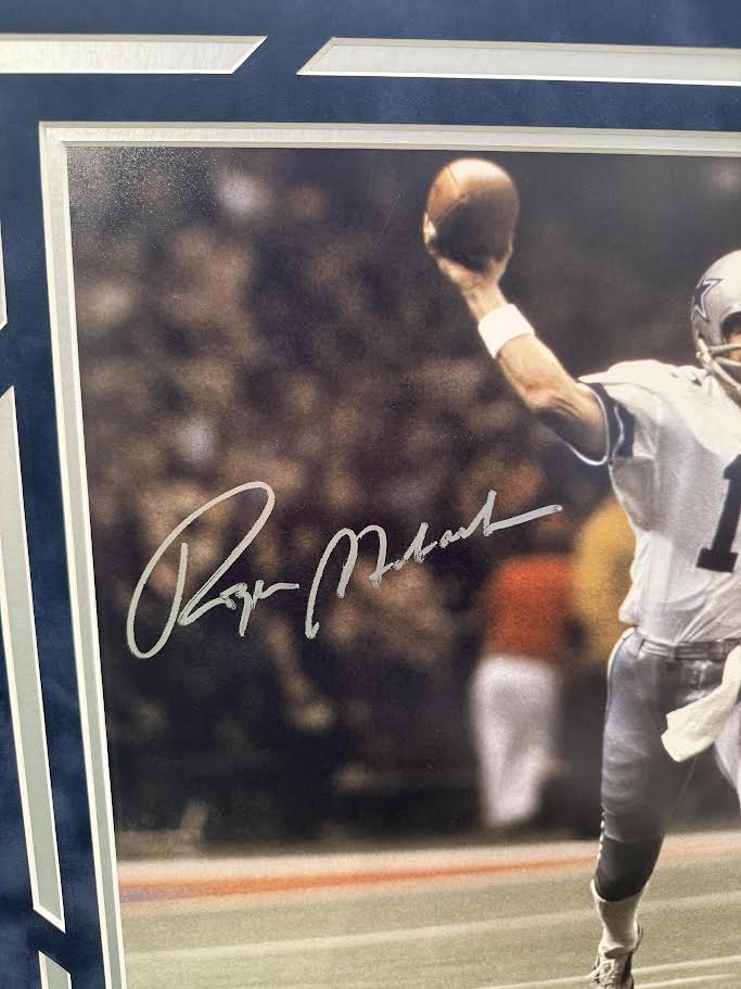 Roger Staubach Autographed Hand Signed Custom Framed 16x20 Dallas Cowboys Photo - Beckett COA