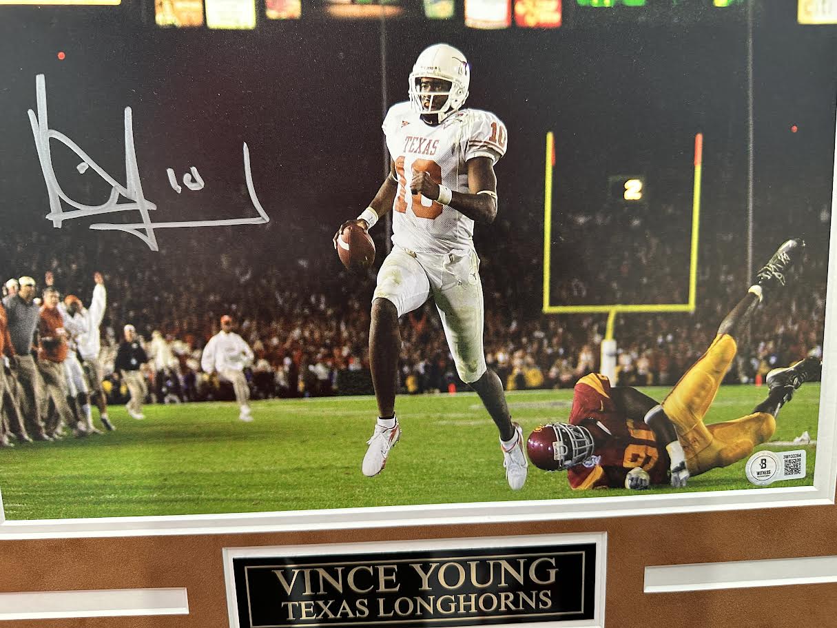 Vince Young Autographed Hand Signed Custom Framed 11x14 Texas Longhorns Photo - Beckett COA