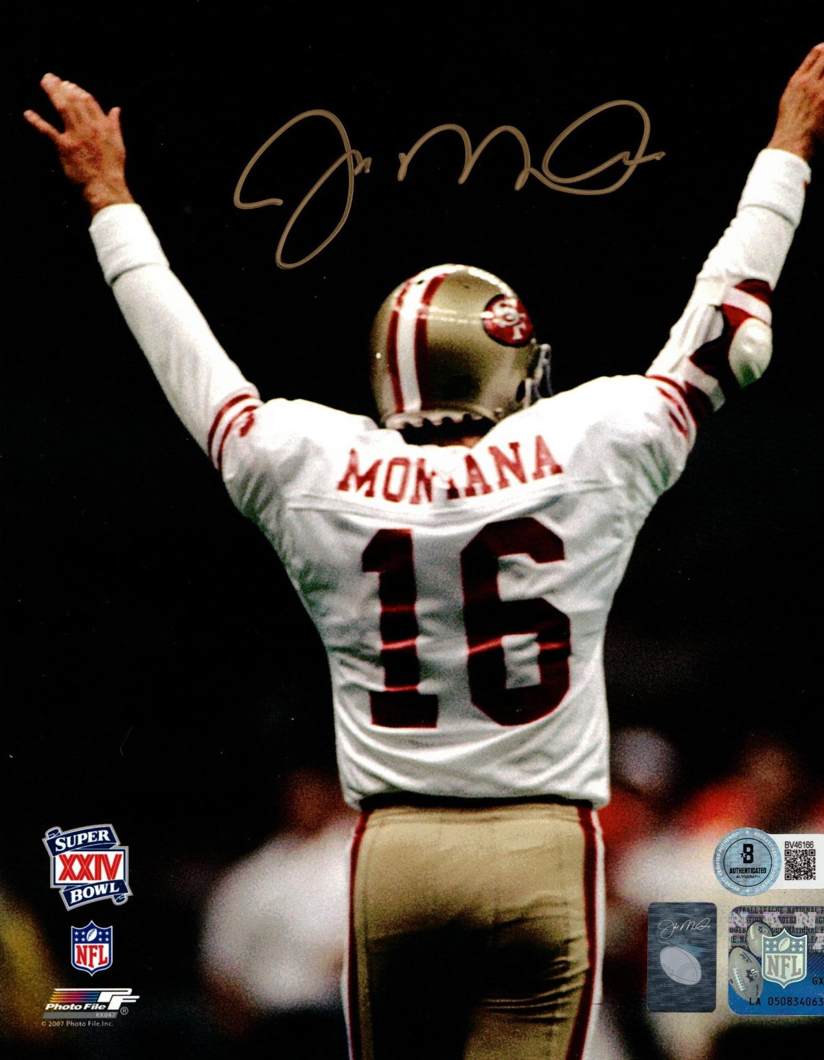 Joe Montana Autographed Hand Signed 8x10 San Francisco 49ers Photo - Beckett COA