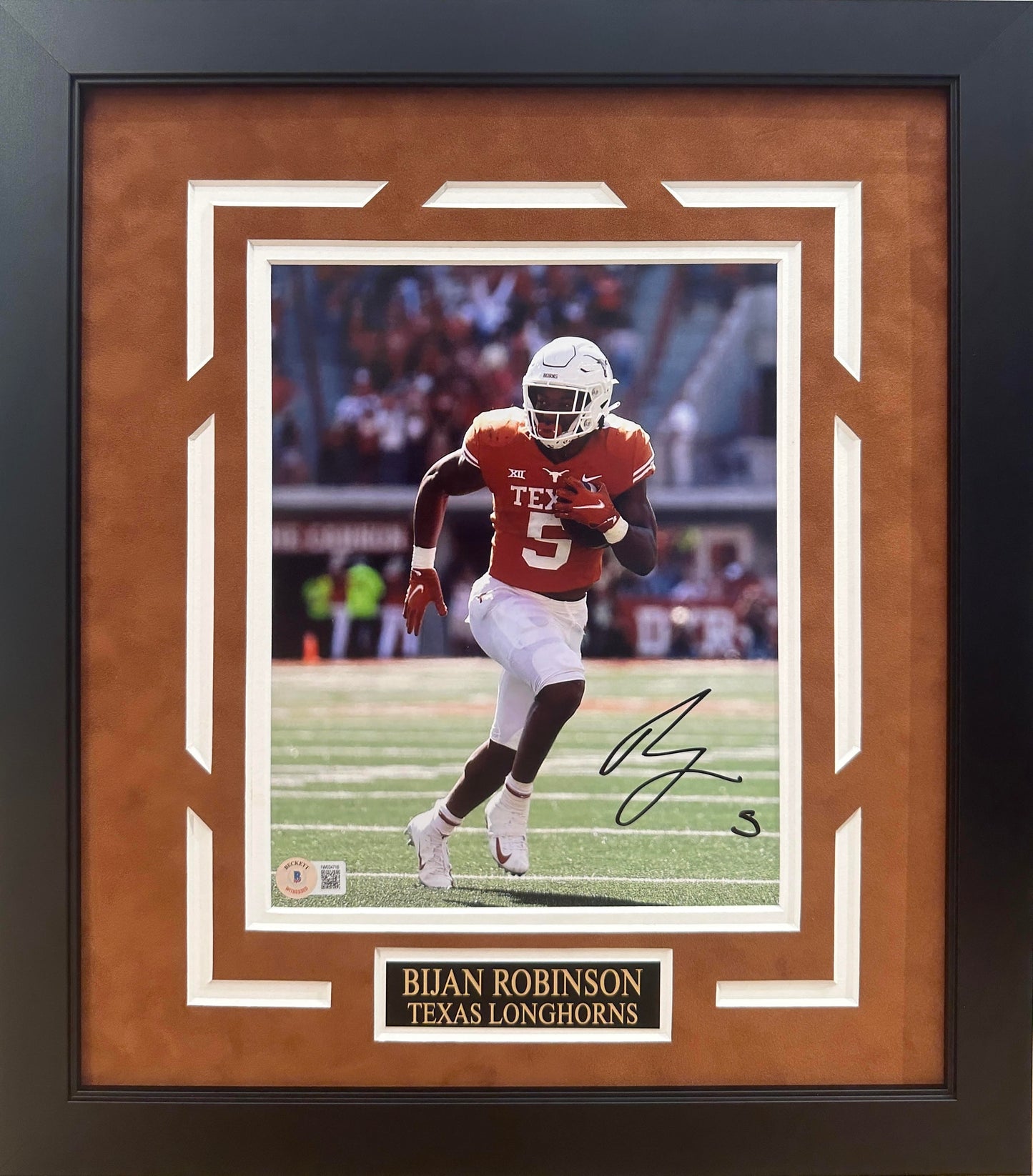 Bijan Robinson Autographed Hand Signed Custom Framed 8x10 Texas Longhorns Photo - Beckett COA