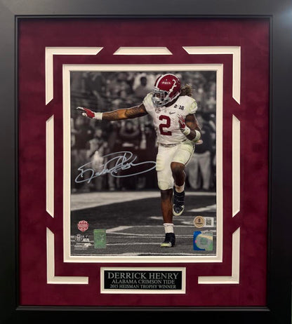Derrick Henry Autographed Hand Signed Custom Framed Alabama Crimson Tide Photo - Beckett COA