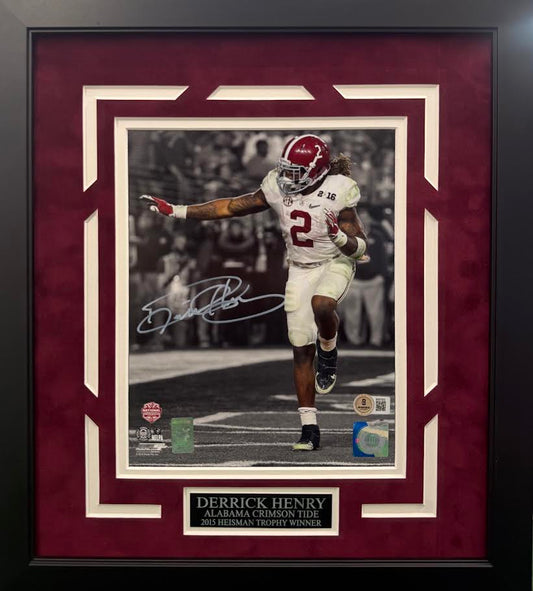 Derrick Henry Autographed Hand Signed Custom Framed Alabama Crimson Tide Photo - Beckett COA