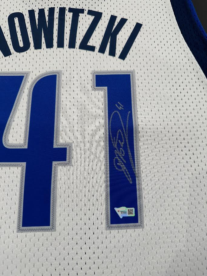 Dirk Nowitzki Autographed Hand Signed Custom Framed Dallas Mavericks Jersey - Fanatics COA