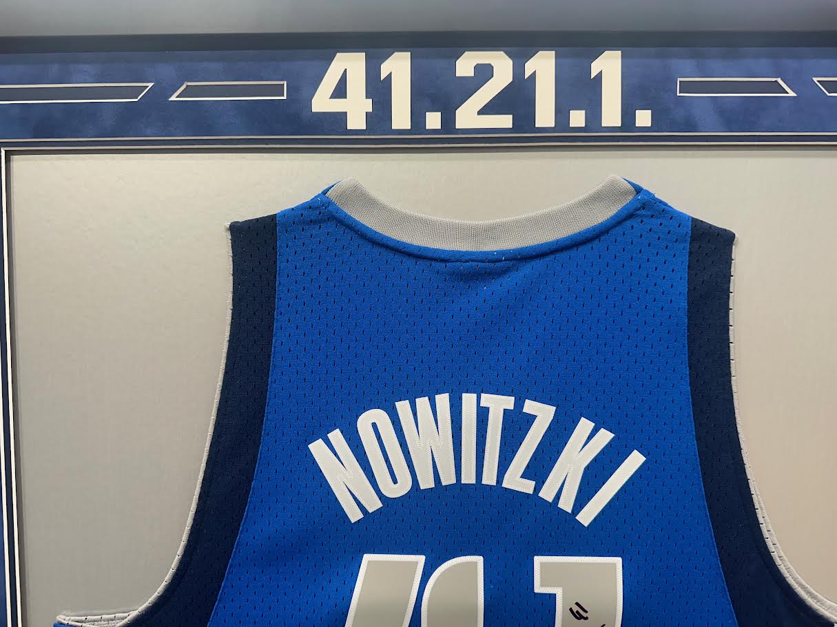 Dirk Nowitzki Autographed Hand Signed Custom Framed Dallas Mavericks Jersey W/ Inscription - Fanatics COA