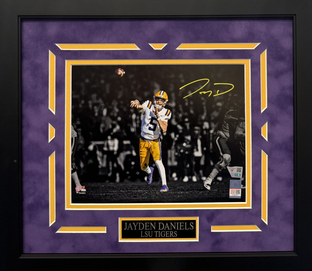 Jayden Daniels Autographed Hand Signed Custom Framed 8x10 LSU Tigers Photo - Fanatics COA