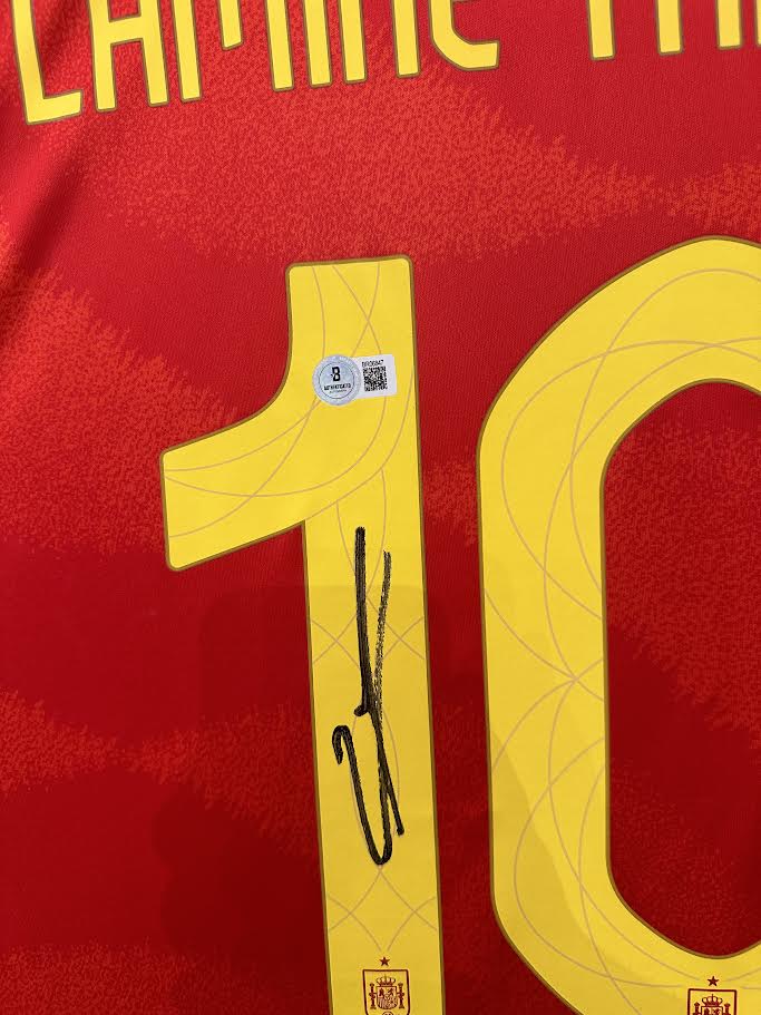 Lamine Yamal Autographed Hand Signed Custom Framed Spain Jersey - Beckett COA