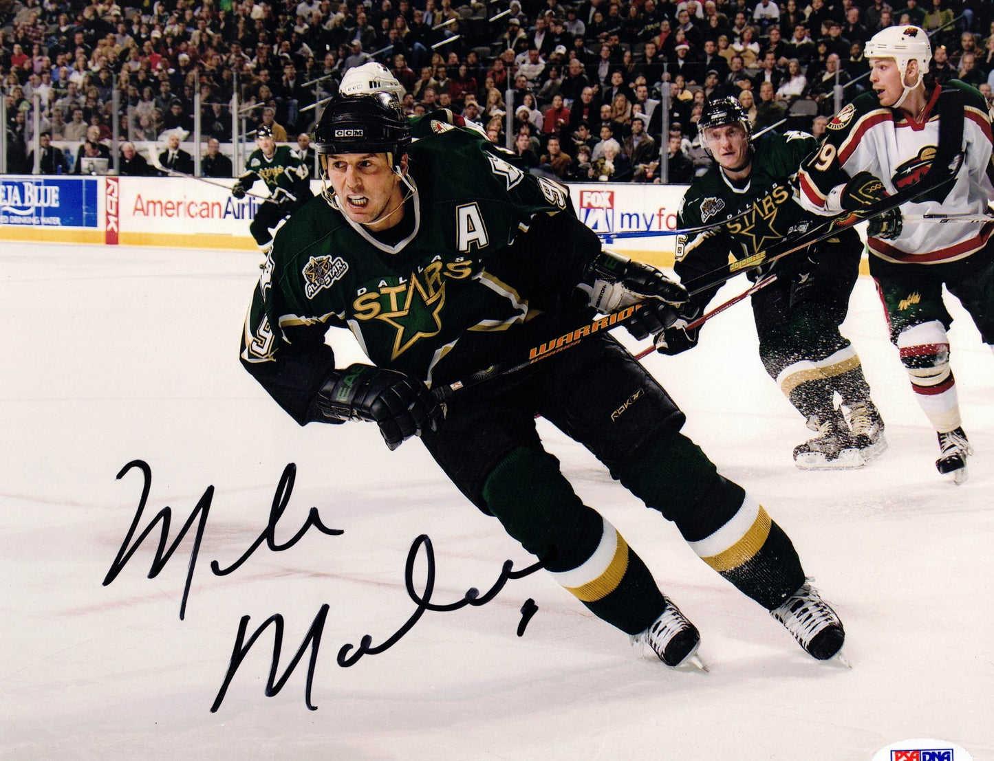 Mike Modano Autographed Hand Signed 8x10 Dallas Stars Horizontal Photo - PSA/DNA COA