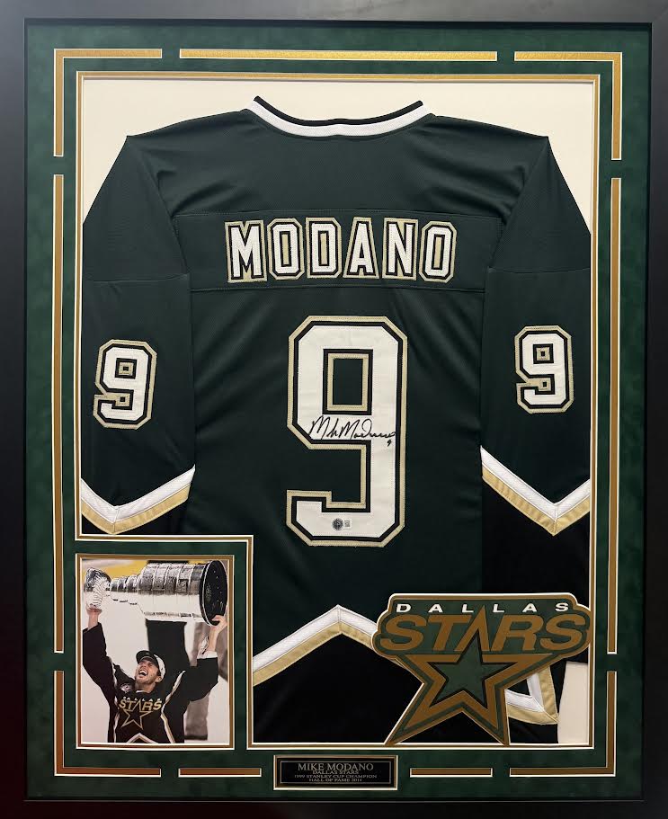 Mike Modano Autographed Hand Signed Custom Framed Dallas Stars Jersey - Beckett COA
