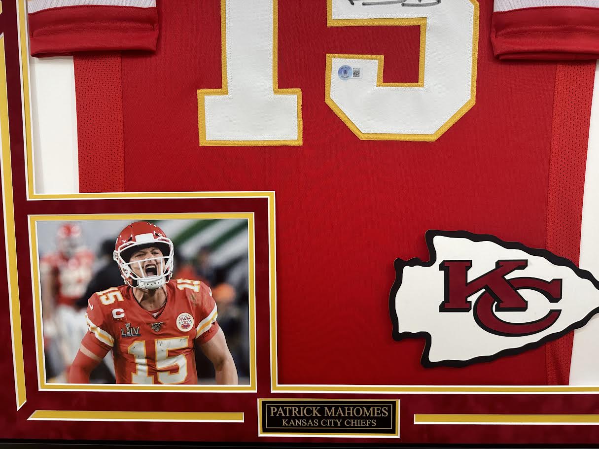 Patrick Mahomes Autographed Hand Signed Custom Framed Kansas City Chiefs Jersey - Beckett COA