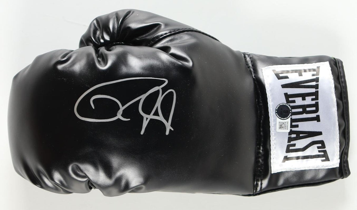 Roy Jones Jr. Autographed Hand Signed Boxing Glove - Schwartz COA