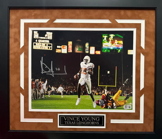 Vince Young Autographed Hand Signed Custom Framed 11x14 Texas Longhorns Photo - Beckett COA