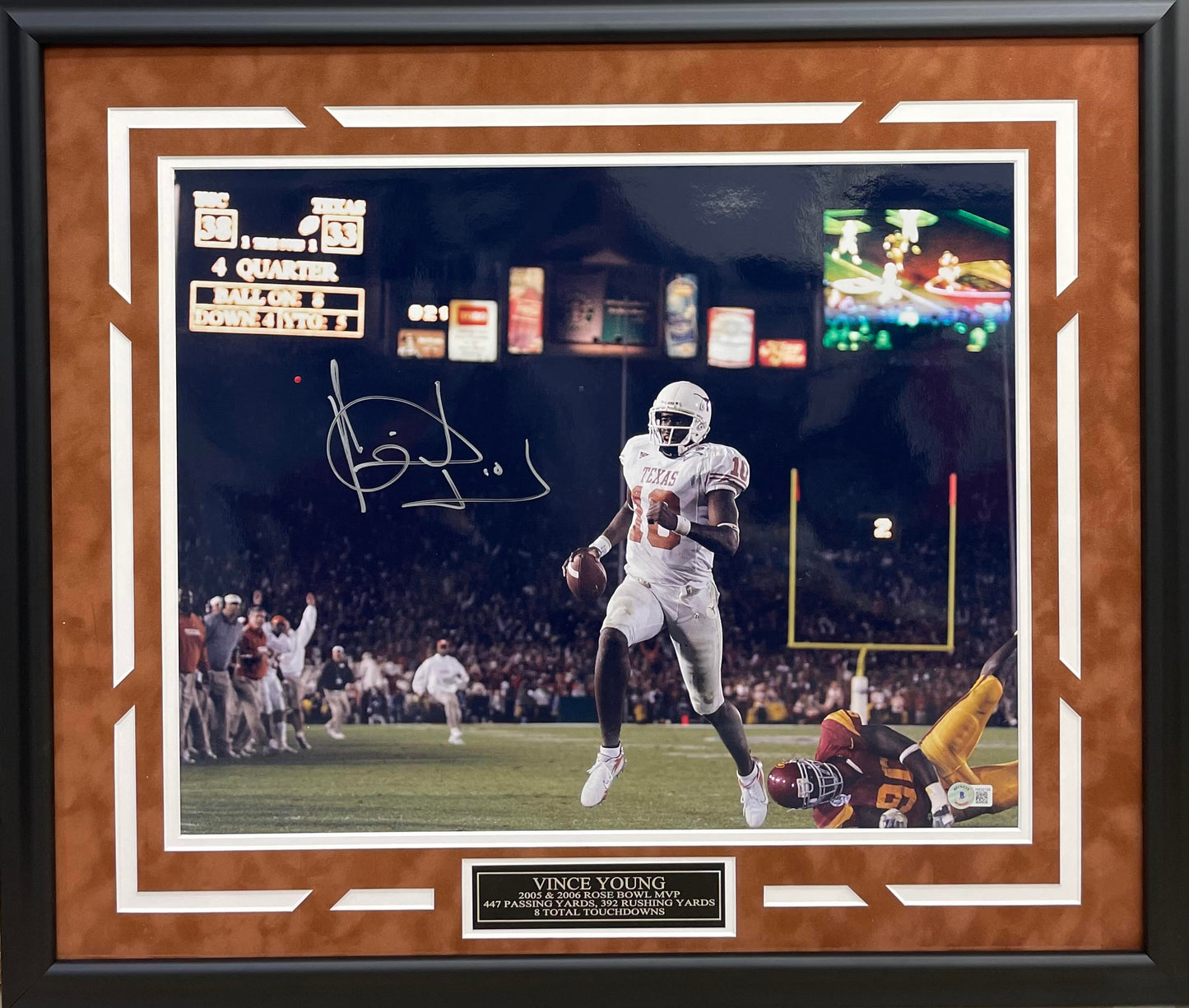 Vince Young Autographed Hand Signed Custom Framed 16x20 Texas Longhorns Photo - Beckett COA