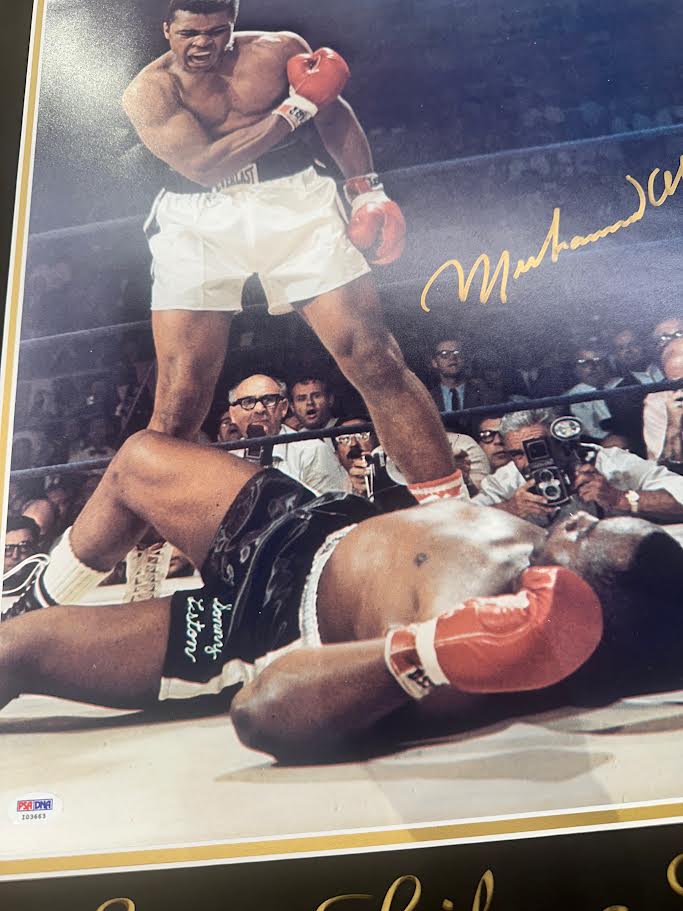 Muhammad Ali Autographed Hand Signed Custom Framed 16x20 Photo - PSA/DNA LOA