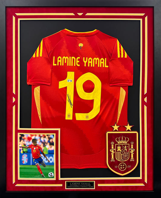 Lamine Yamal Autographed Hand Signed Custom Framed Spain Jersey - Beckett COA