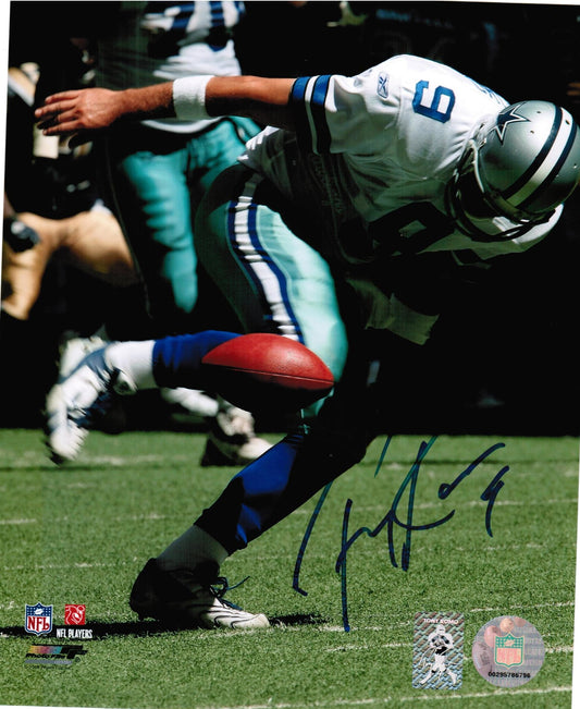 Tony Romo Autographed Hand Signed Vertical 8x10 Cowboys Photo - Tony Romo COA