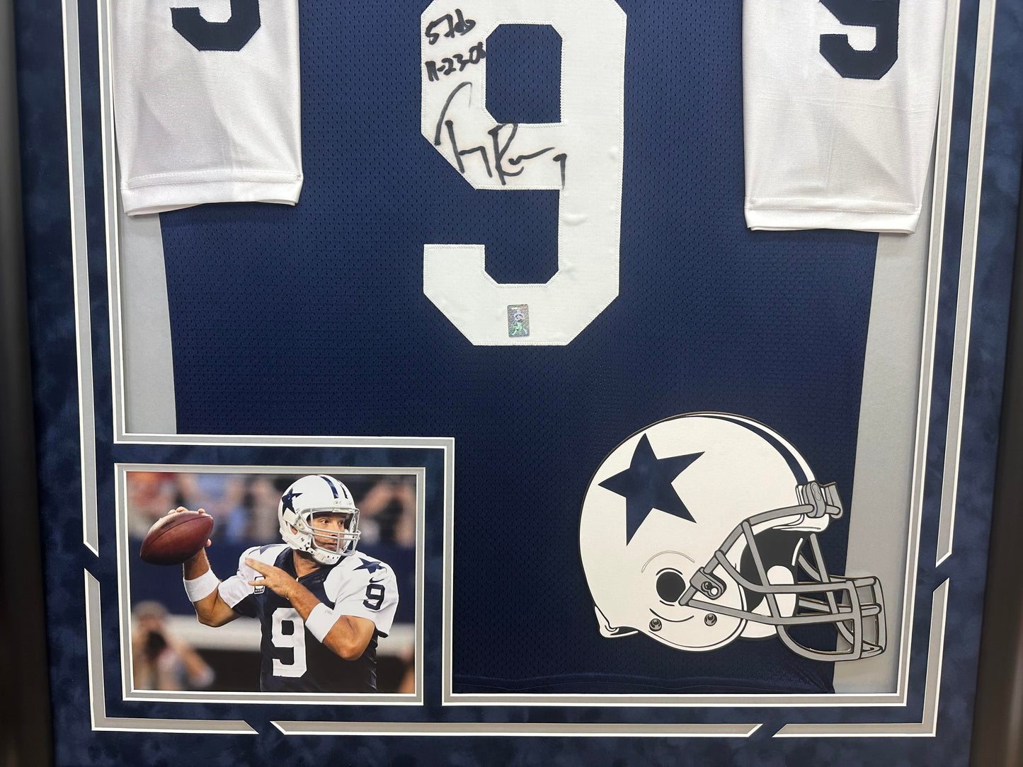 Tony Romo Autographed Hand Signed Custom Framed Dallas Cowboys Jersey